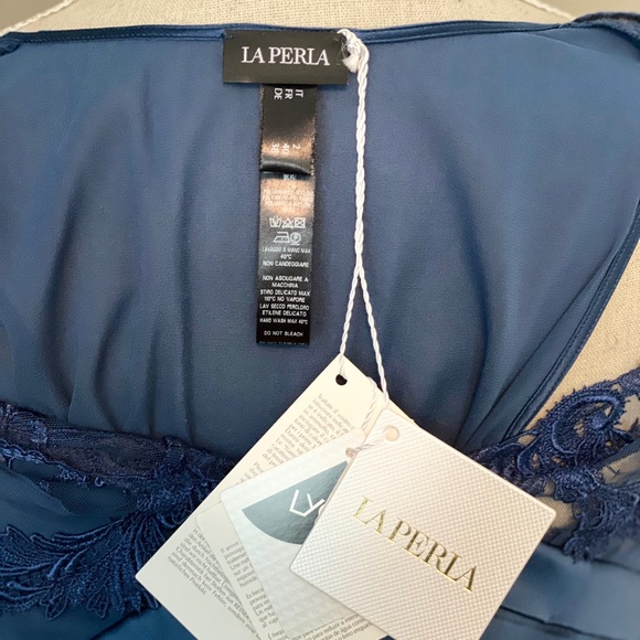 Le Perla Long Silk Nightgown - Picture 9 of 11